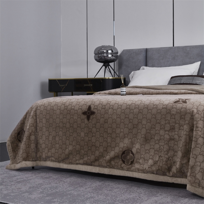 91家纺网 家纺一手货源 找家纺 凯轩毛毛毯毯子 仿皮草轻奢花貂毛毯毯子 古巴