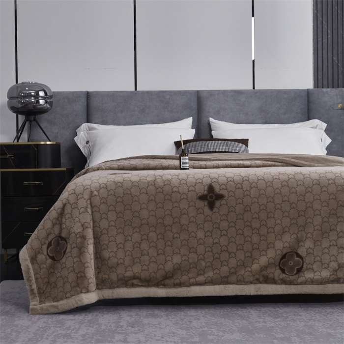 91家纺网 家纺一手货源 找家纺 凯轩毛毛毯毯子 仿皮草轻奢花貂毛毯毯子 古巴