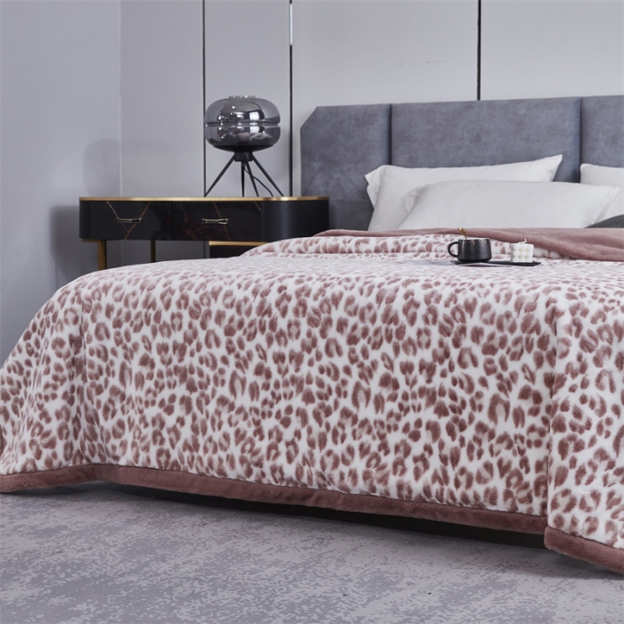 91家纺网 家纺一手货源 找家纺 凯轩毛毛毯毯子 仿皮草轻奢花貂毛毯毯子 激情