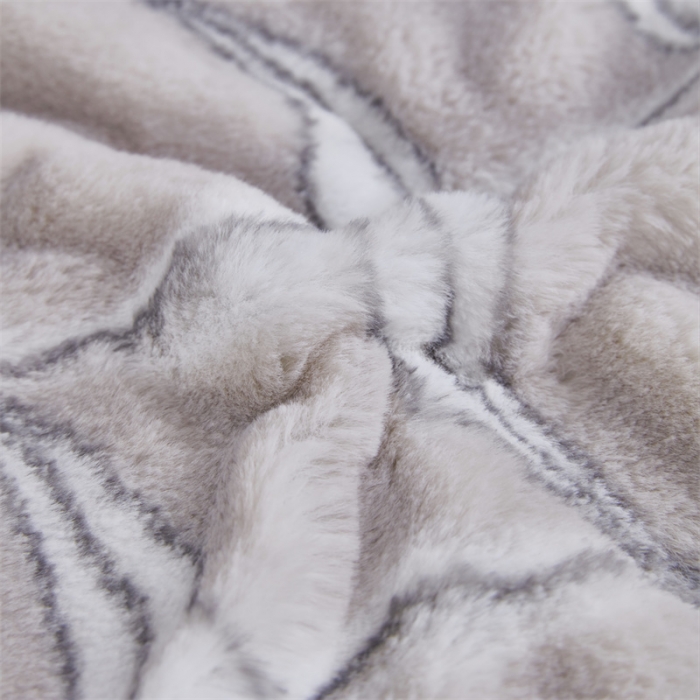 91家纺网 家纺一手货源 找家纺 凯轩毛毛毯毯子 仿皮草轻奢花貂毛毯毯子 利亚