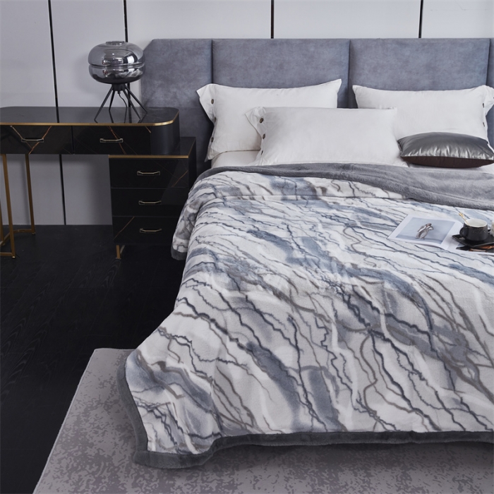 91家纺网 家纺一手货源 找家纺 凯轩毛毛毯毯子 仿皮草轻奢花貂毛毯毯子 流年