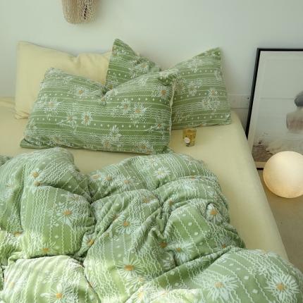 91家纺网 家纺一手货源 找家纺 （总）例外home 2022新款小雏菊牛奶绒四件套-实拍图