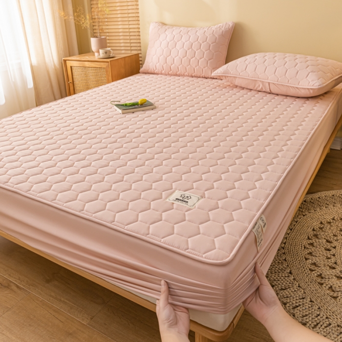 91家纺网 家纺一手货源 找家纺 芬晴 2023新款A类面料夹棉床笠系列 雅致-豆沙粉