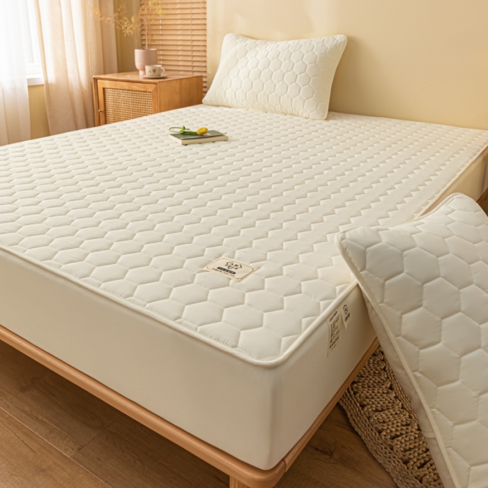 91家纺网 家纺一手货源 找家纺 芬晴 2023新款A类面料夹棉床笠系列 雅致-米白