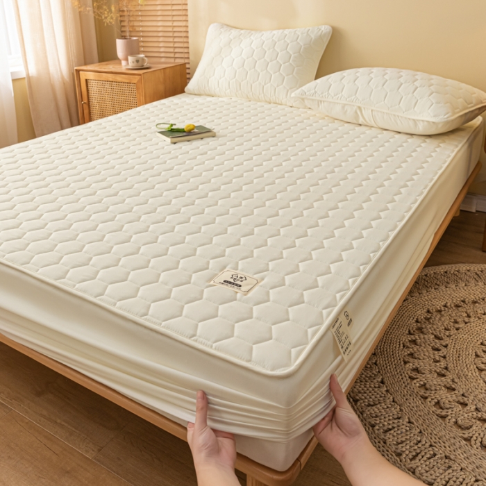 91家纺网 家纺一手货源 找家纺 芬晴 2023新款A类面料夹棉床笠系列 雅致-米白