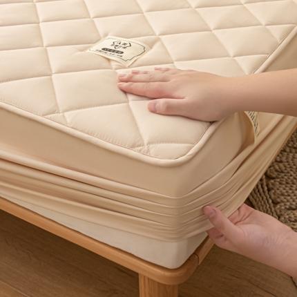 91家纺网 家纺一手货源 找家纺 芬晴 2023新款A类面料夹棉床笠系列 印象-卡其