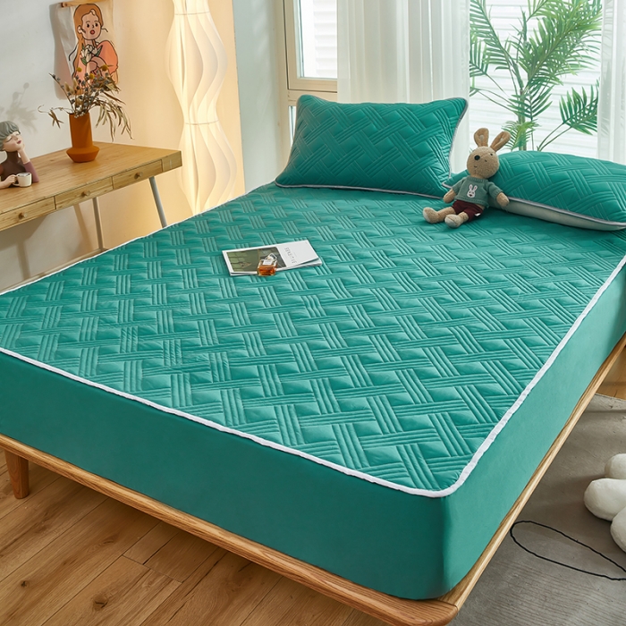 91家纺网 家纺一手货源 找家纺 蕾诺 2023新品夹棉防水隔尿床笠席梦思保护套 东墨绿