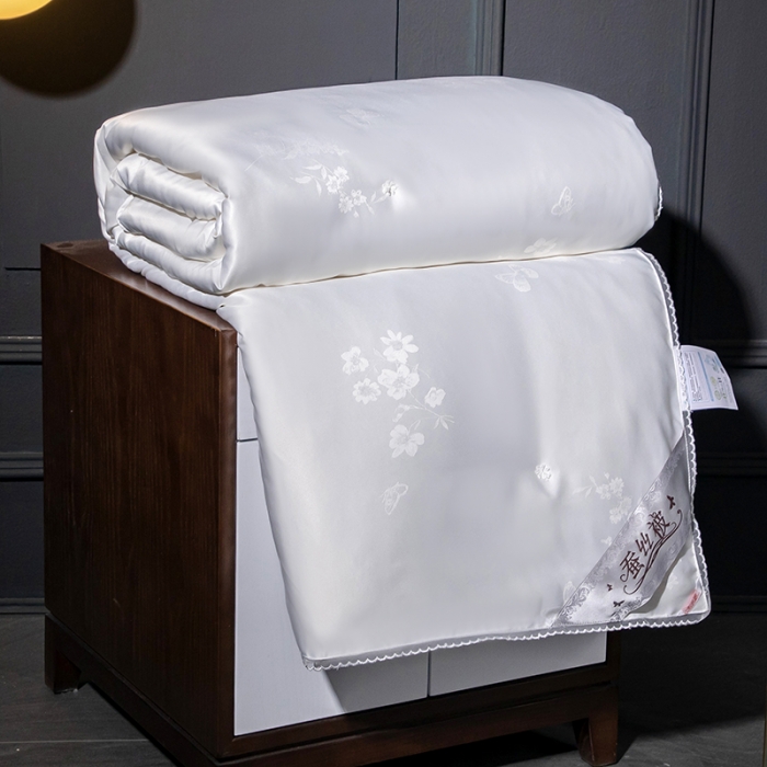 91家纺网 家纺一手货源 找家纺 总）畅畅 2022新款莫代尔贡缎提花桑蚕丝夏被春秋被冬被被芯