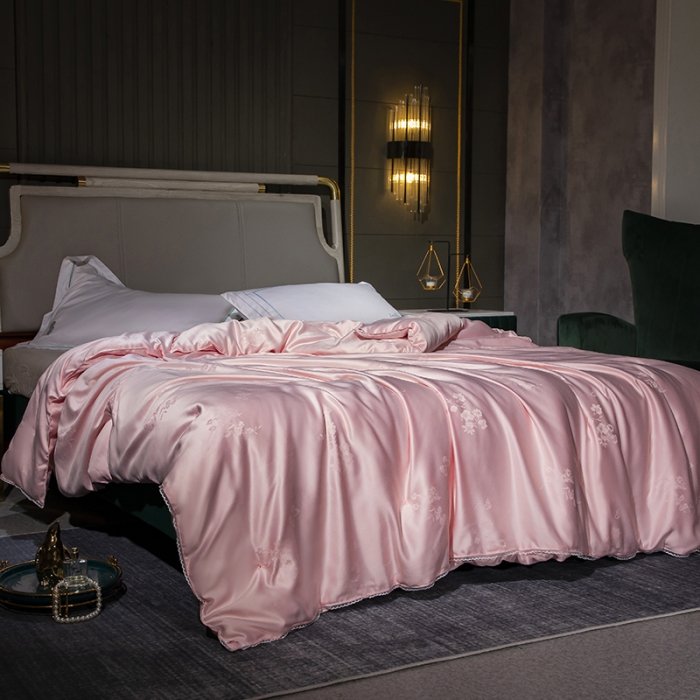 91家纺网 家纺一手货源 找家纺 畅畅 2022新款莫代尔贡缎提花桑蚕丝夏被春秋被冬被被芯 粉色