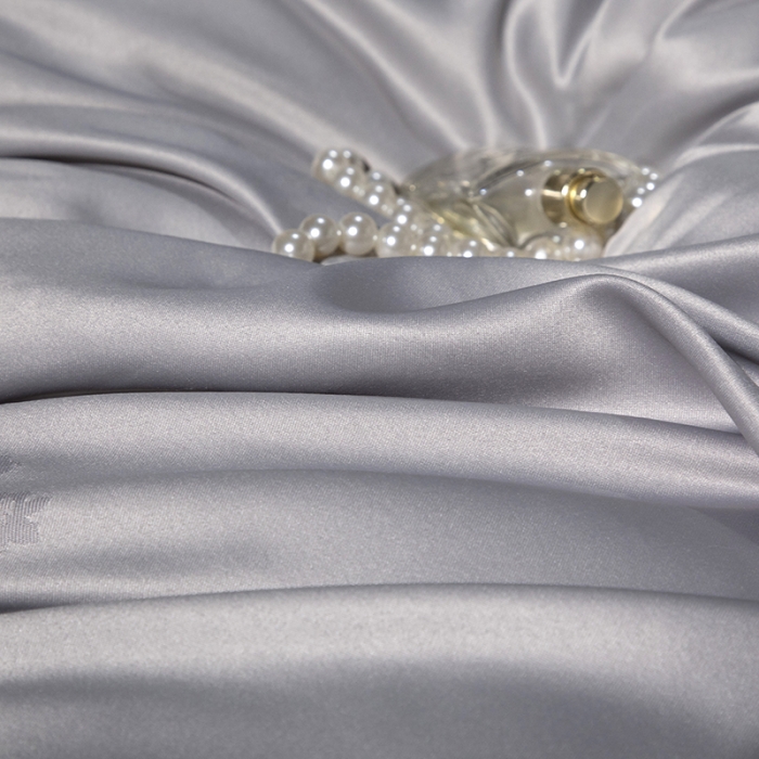 91家纺网 家纺一手货源 找家纺 畅畅 2022新款莫代尔贡缎提花桑蚕丝夏被春秋被冬被被芯 灰色