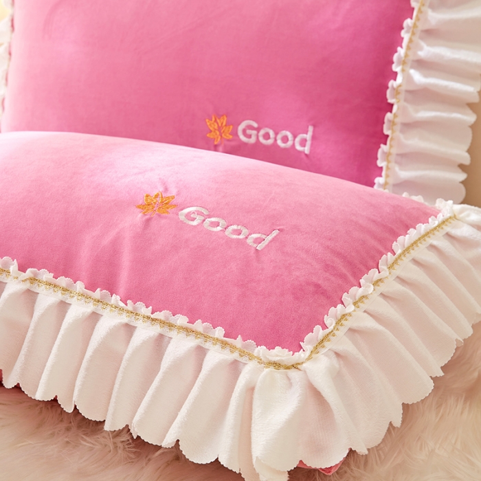 91家纺网 家纺一手货源 找家纺 （总）丰淘 2022新款宝宝绒花边刺绣枕套一对装