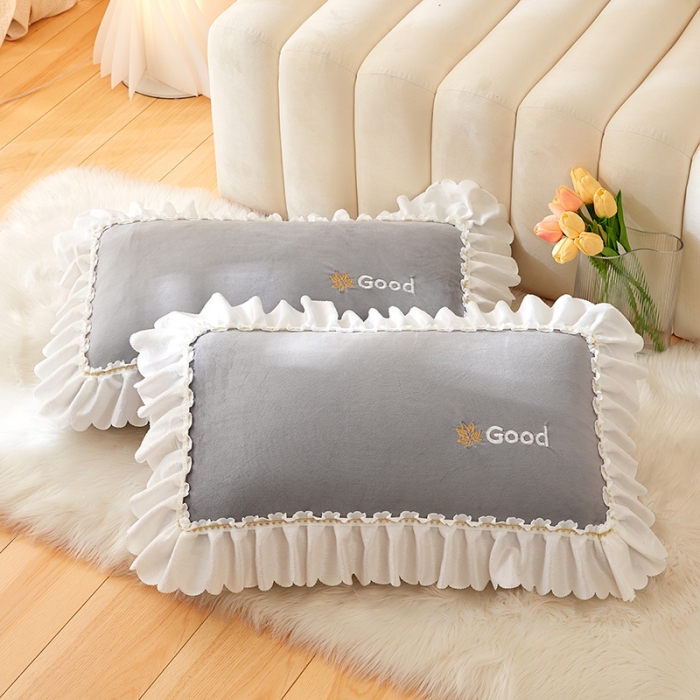 91家纺网 家纺一手货源 找家纺 丰淘 2022新款宝宝绒花边刺绣枕套一对装 宝宝绒灰色