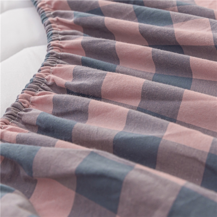 91家纺网 家纺一手货源 找家纺 雪云美新款A类新疆棉花床笠 全棉水洗棉夹棉床笠单  粉灰格