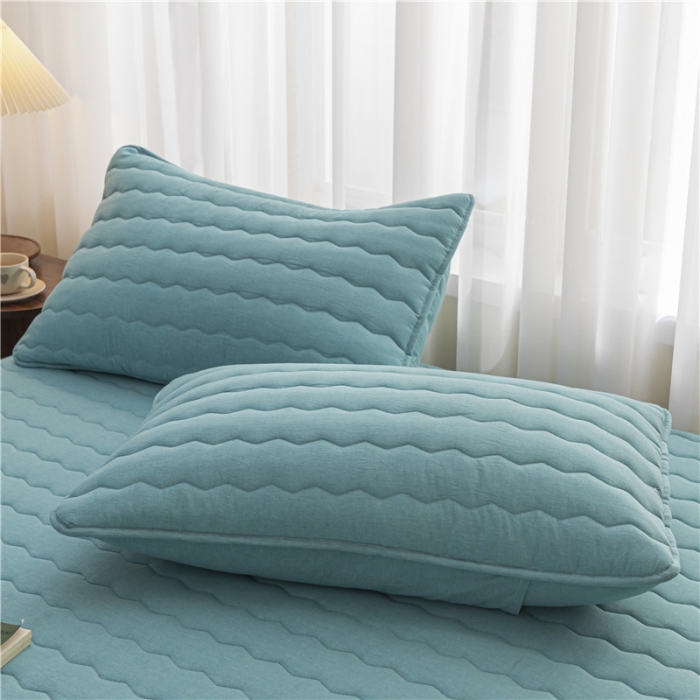 91家纺网 家纺一手货源 找家纺 雪云美新款A类新疆棉花床笠 全棉水洗棉夹棉床笠单  湖蓝色