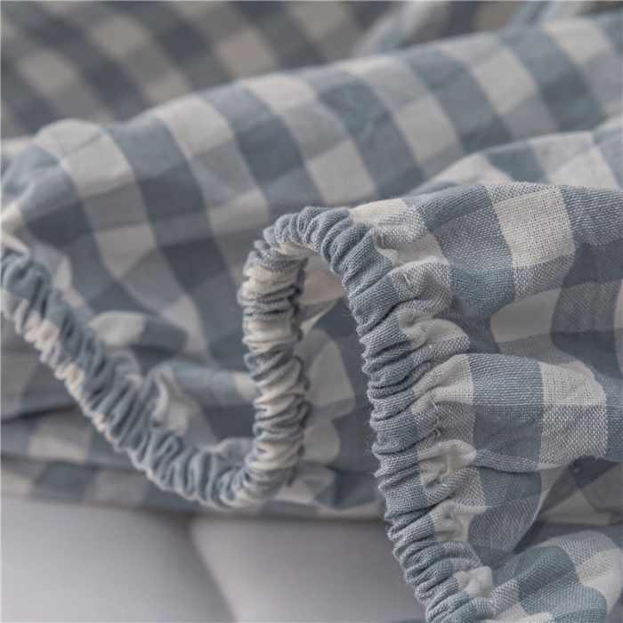 91家纺网 家纺一手货源 找家纺 雪云美新款A类新疆棉花床笠 全棉水洗棉夹棉床笠单  蓝小格