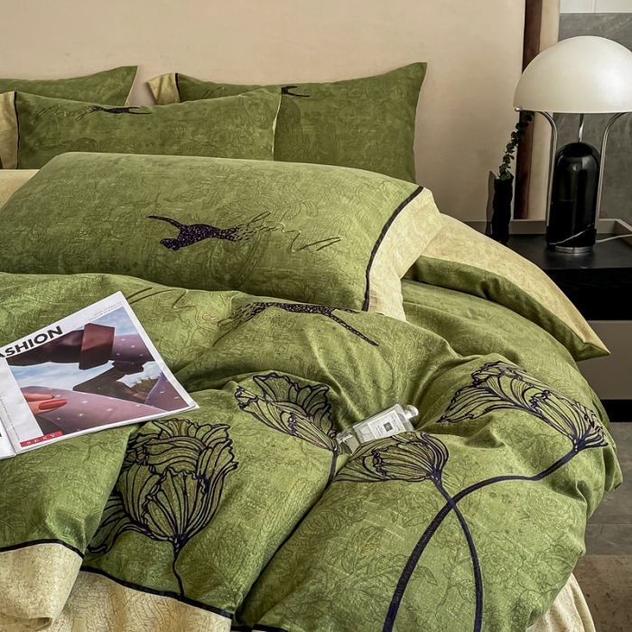 91家纺网 家纺一手货源 找家纺 （总）宅家居新款豹森系列-轻奢复古风阳绒磨毛雅棉刺绣四件套