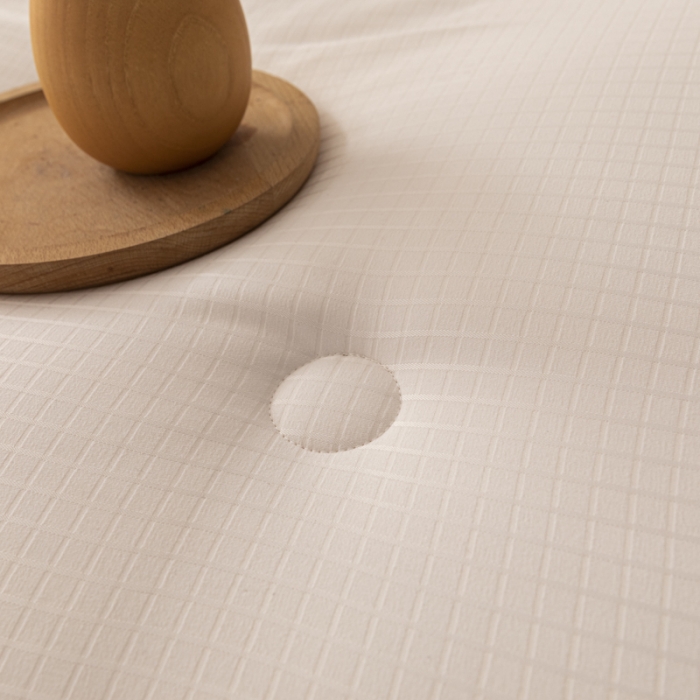 91家纺网 家纺一手货源 找家纺 （总）伊被源 2022新款A类贡缎提花大豆被被子被芯