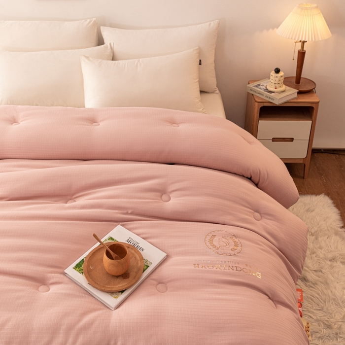 91家纺网 家纺一手货源 找家纺 伊被源 2022新款A类贡缎提花大豆被被子被芯 提花-豆沙粉