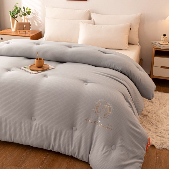 91家纺网 家纺一手货源 找家纺 伊被源 2022新款A类贡缎提花大豆被被子被芯 提花-火山灰