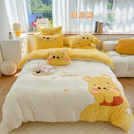 91家纺网 家纺一手货源 找家纺 顾里家纺 2022新款恋爱少女高端立体牛奶绒贴布绣四件套 维尼熊