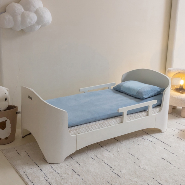 91家纺网 家纺一手货源 找家纺 喜多兔 2022新款全消光牛奶绒幼儿园三件套-小伙伴 蓝色魅力小熊仔