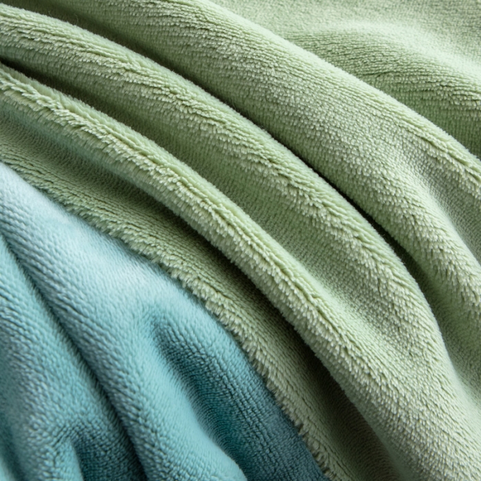 91家纺网 家纺一手货源 找家纺 喜多兔 2022新款全消光牛奶绒幼儿园三件套-小伙伴 绿色搞怪小恐龙