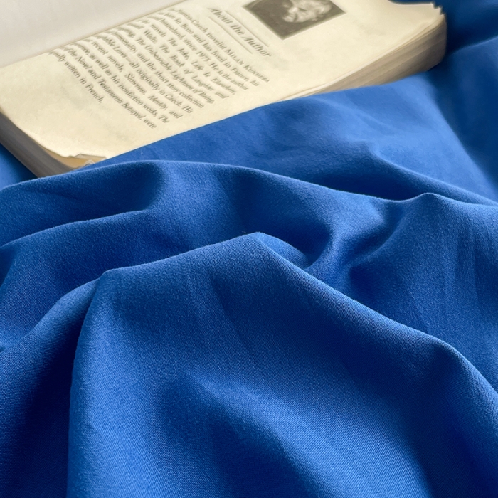 91家纺网 家纺一手货源 找家纺 贝拉梦 2023亲肤棉北欧简约风纯色双拼105G单品被套 克莱因蓝