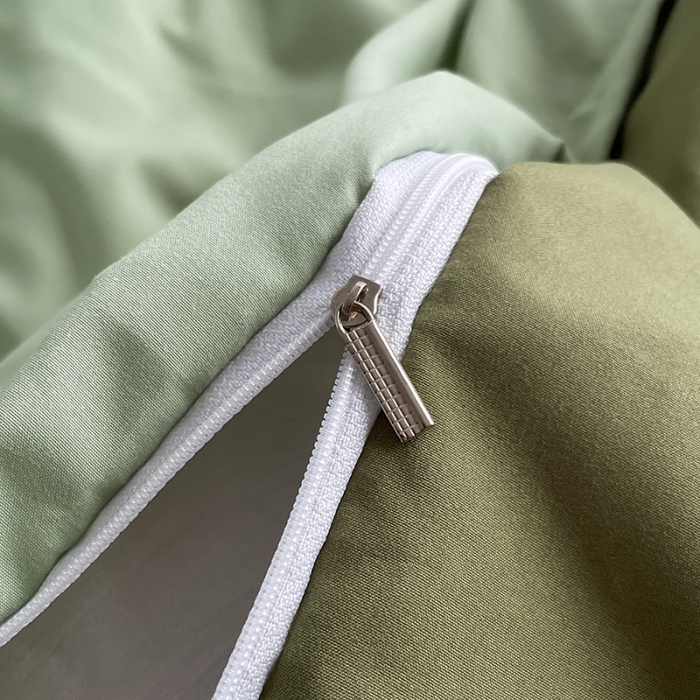 91家纺网 家纺一手货源 找家纺 贝拉梦 2023亲肤棉北欧简约风纯色双拼105G单品被套 奶绿深绿