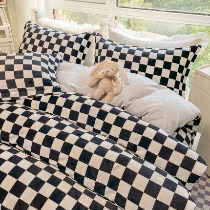 91家纺网 家纺一手货源 找家纺 （总）塔塔 2025新款棋盘格牛奶绒四件套系列-风格二