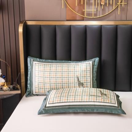 91家纺网 家纺一手货源 找家纺 圣比熊 大版双人可水洗冰丝夏季单人枕头套丝滑宿舍枕芯套长颈鹿