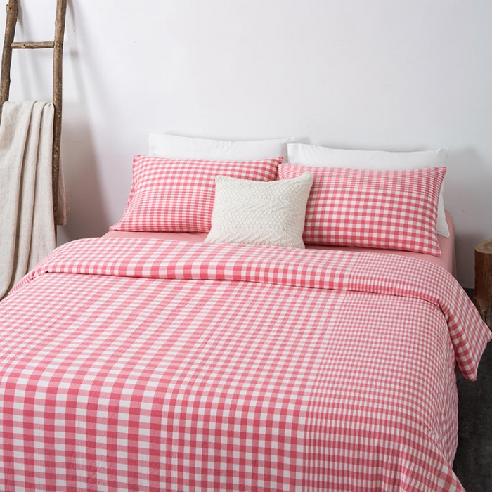 91家纺网 家纺一手货源 找家纺 全棉无印色织水洗棉四件套良品纯棉日式宿舍学生三件套 渐变格粉