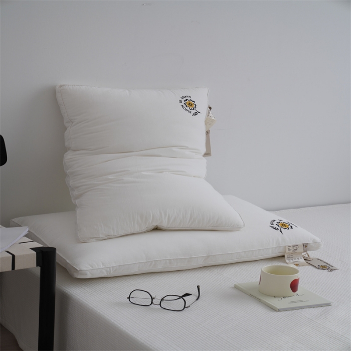 91家纺网 家纺一手货源 找家纺 （总）觉物 2022新款全棉无染原棉民宿枕芯-花开的日子