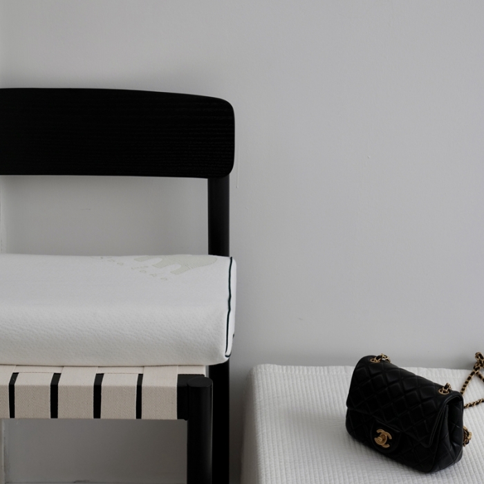 91家纺网 家纺一手货源 找家纺 （总）觉物 新款斯里兰卡进口乳胶枕系列波浪枕40*60cm