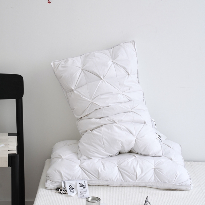 91家纺网 家纺一手货源 找家纺 （总）觉物 2022新款扭花羽绒枕