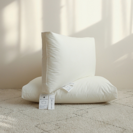 91家纺网 家纺一手货源 找家纺 新款出口 原单系列暖かいホテルの枕 酒店专用枕头 软枕高枕