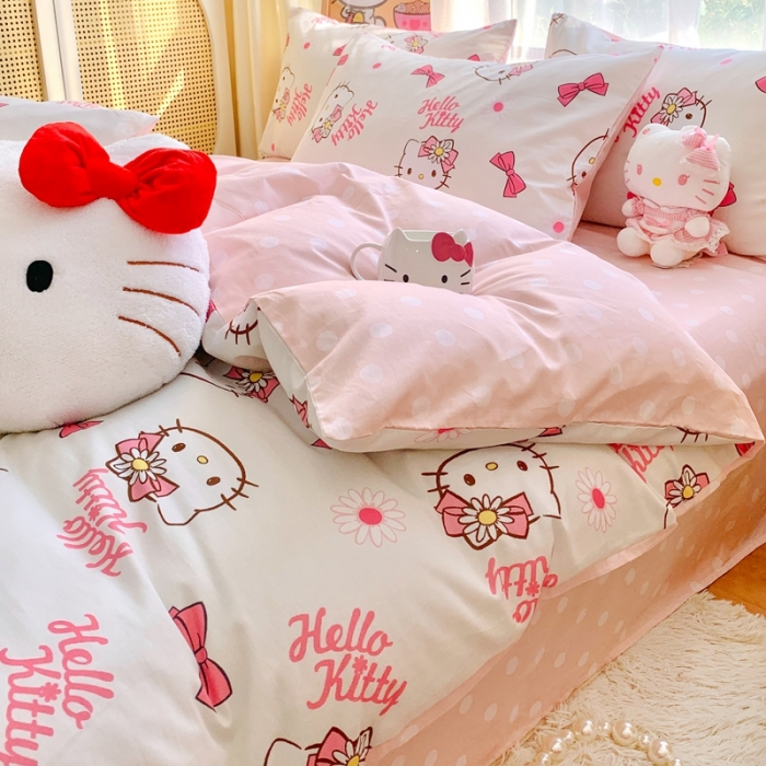 91家纺网 家纺一手货源 找家纺 朵希曼2025新款全棉三丽鸥卡通印花系列四件套 雏菊凯蒂