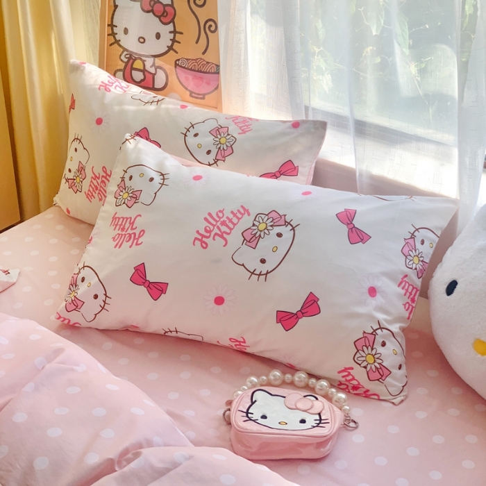 91家纺网 家纺一手货源 找家纺 朵希曼2025新款全棉三丽鸥卡通印花系列四件套 雏菊凯蒂