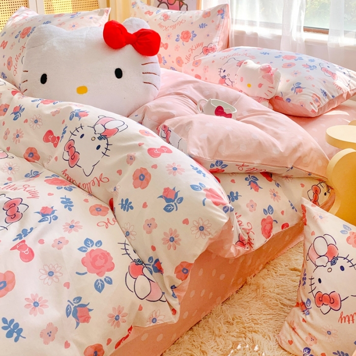 91家纺网 家纺一手货源 找家纺 朵希曼2025新款全棉三丽鸥卡通印花系列四件套 花花凯蒂