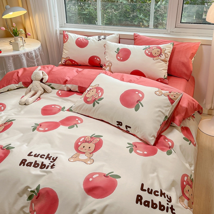 91家纺网 家纺一手货源 找家纺 金丝鸟 2023春夏新品舒适全棉斜纹四件套 苹果小可爱