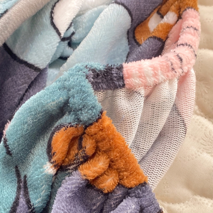 91家纺网 家纺一手货源 找家纺 2025美达秋冬爆款牛奶绒印花床笠三件套单床笠酷酷熊