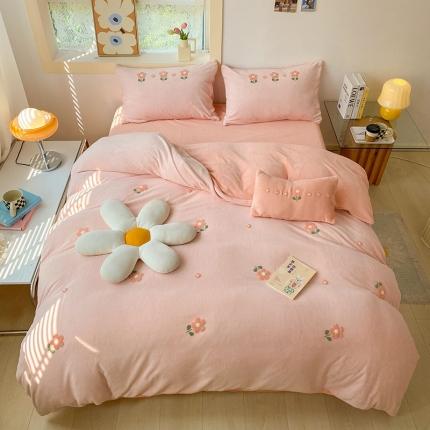 91家纺网 家纺一手货源 找家纺 寐居2022新款毛巾绣牛奶绒单被套 朵朵花开-粉玉