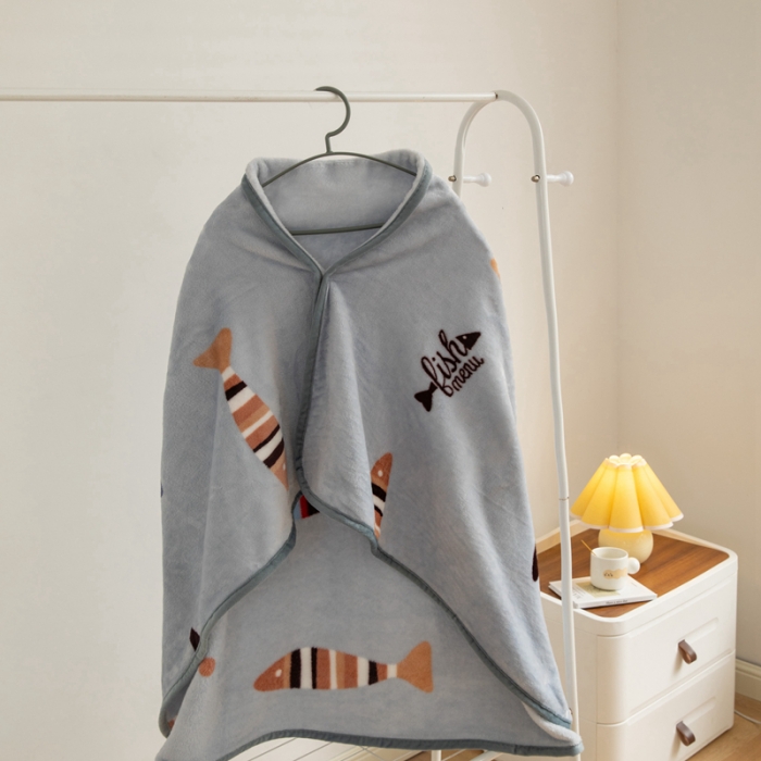 91家纺网 家纺一手货源 找家纺 美伦美焕直播爆款加厚小清新牛奶绒空调毯披肩毯午睡毛毯好多鱼