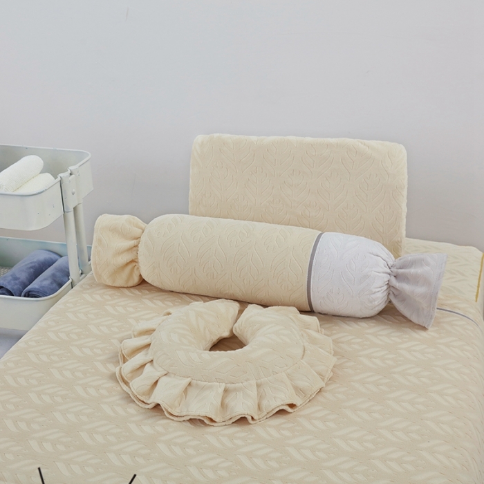 91家纺网 家纺一手货源 找家纺 莉人坊 2023时尚典雅裙摆3D压花德绒美容床罩 时尚典雅-米黄德绒