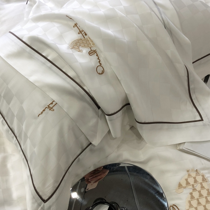 91家纺网 家纺一手货源 找家纺 北辰 2022新款80天丝四件套-天丝棋盘格 棋盘格-贵族白