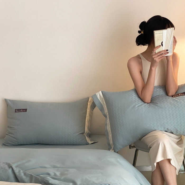 91家纺网 家纺一手货源 找家纺 北辰 2022新款60支水洗提花四件套-雅系列 湖蓝