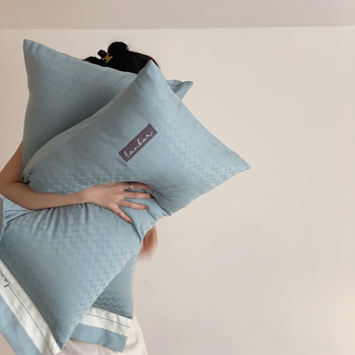 91家纺网 家纺一手货源 找家纺 北辰 2022新款60支水洗提花四件套-雅系列 湖蓝