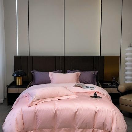 91家纺网 家纺一手货源 找家纺 玖玖爱 2023新款120支贡缎提花四件套 香奈儿粉玉