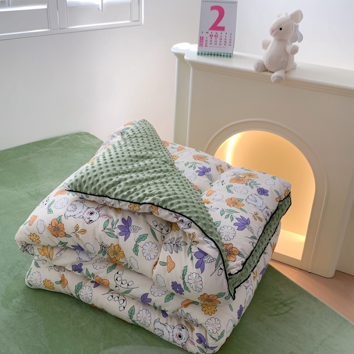 91家纺网 家纺一手货源 找家纺 （总）星期八 2022新款复古碎花豆豆被