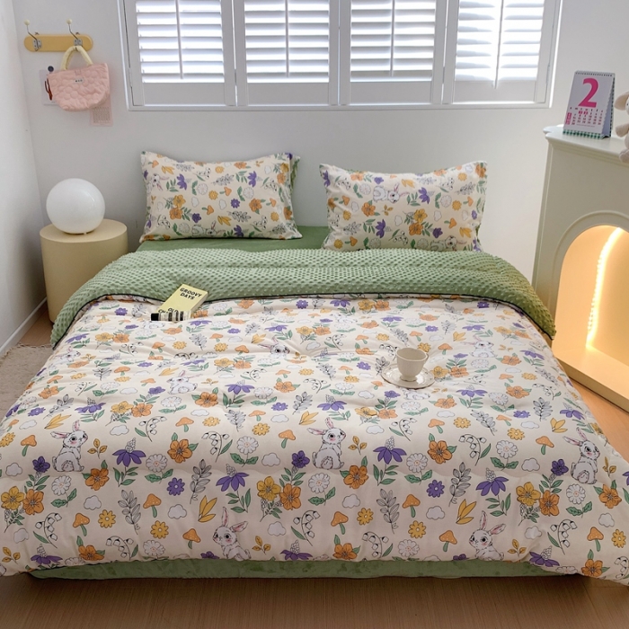 91家纺网 家纺一手货源 找家纺 星期八 2022新款复古碎花豆豆被 丛林兔