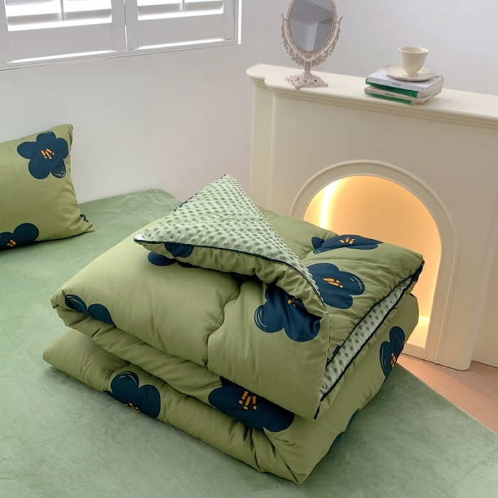 91家纺网 家纺一手货源 找家纺 星期八 2022新款复古碎花豆豆被 玛奇朵绿